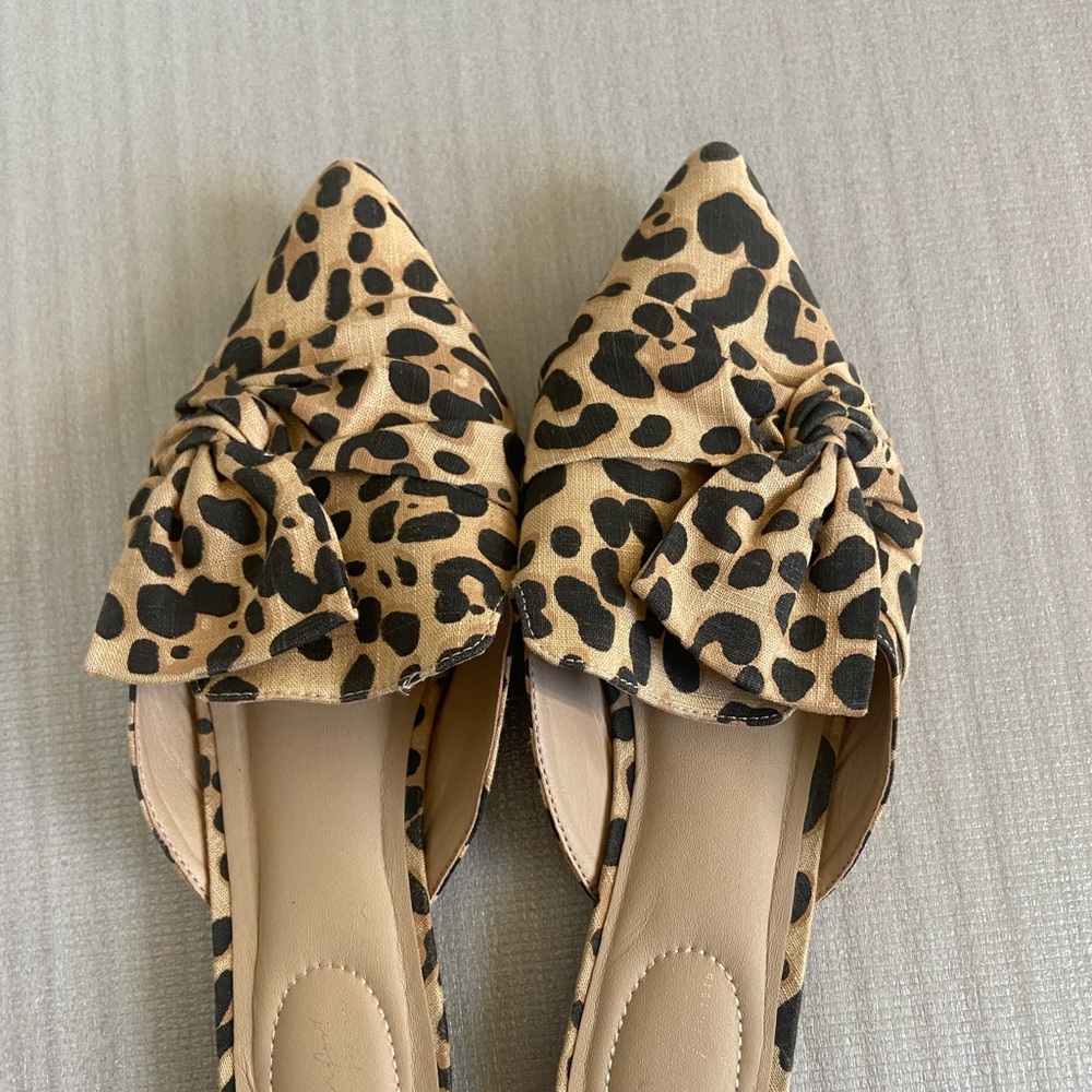 Leopard flats